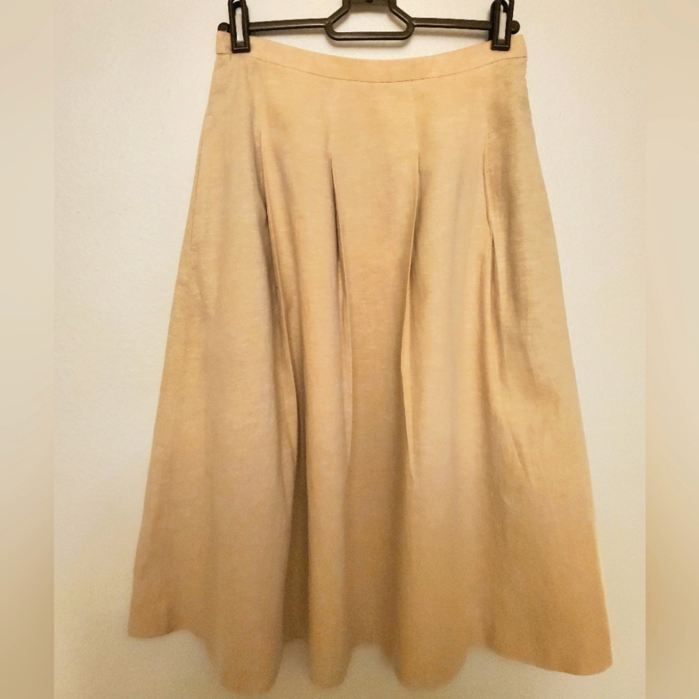 Uniqlo Cotton Linen Midi Skirt